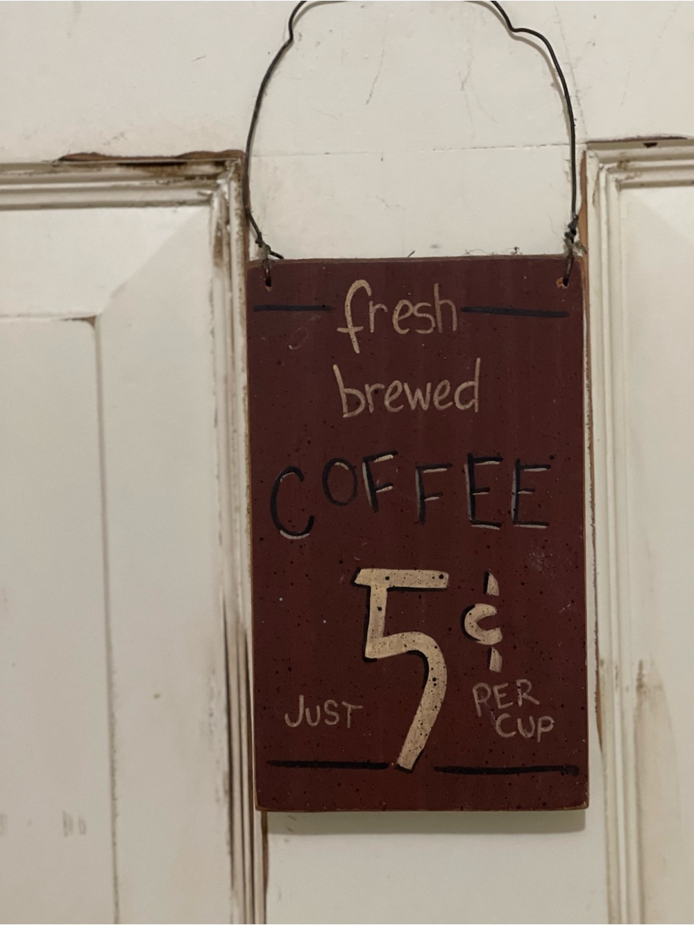 Rustic Red "Fresh Brewed Coffee" Wall Sign - Home Kitchen Decor